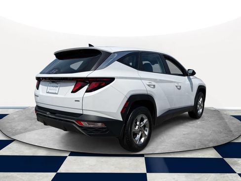 Certified 2024 Hyundai Tucson SE AWD/4WD image 4