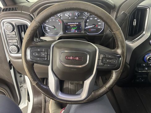 Used 2021 GMC Sierra 1500 SLT image 19