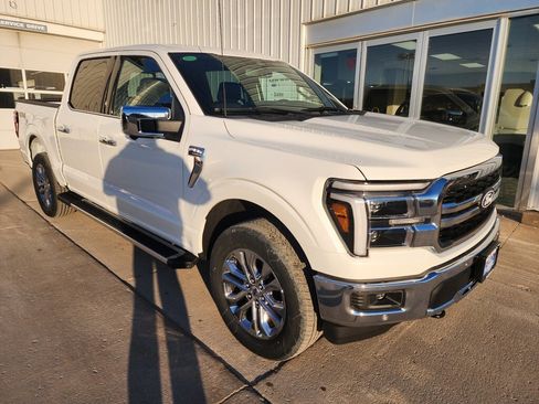 New 2026 Ford F150 Lariat w/ Equipment Group 502A High image 4