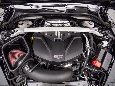 Used 2025 Cadillac CT5 V Blackwing w/ Parking Package RWD image 57