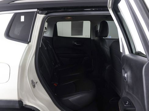 Used 2021 Jeep Compass Limited image 31