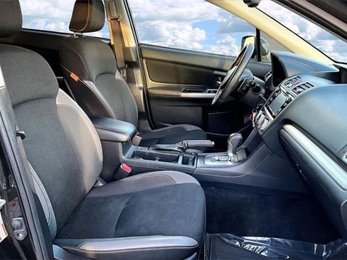 Used 2016 Subaru Crosstrek 2.0i Premium w/ Moonroof Package image 30