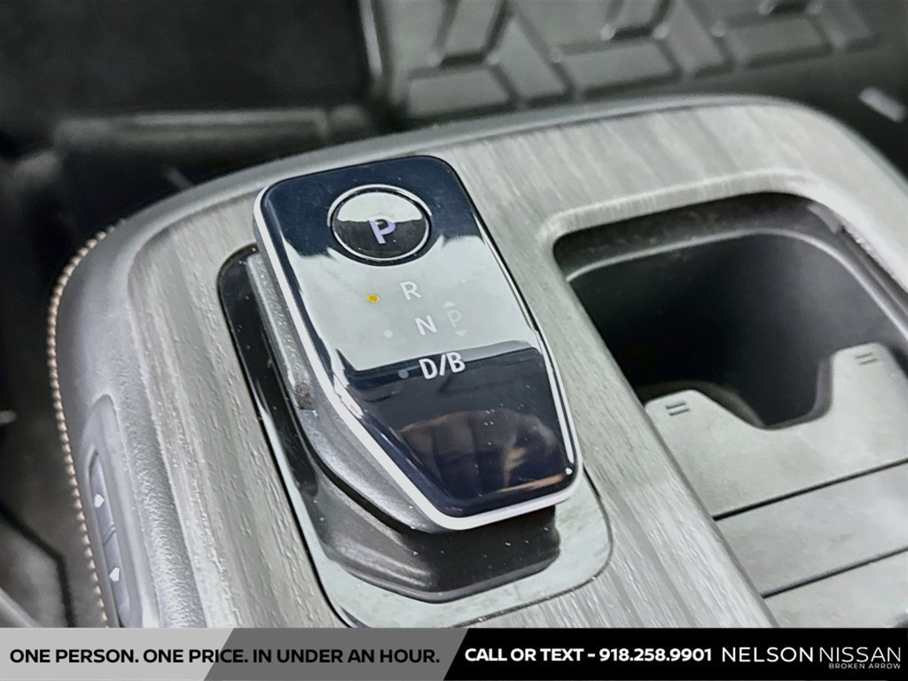 Certified 2023 Nissan Ariya AWD image 17