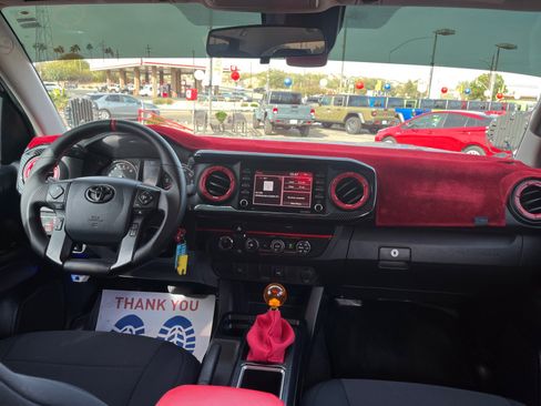 Used 2020 Toyota Tacoma 4x4 Double Cab image 20