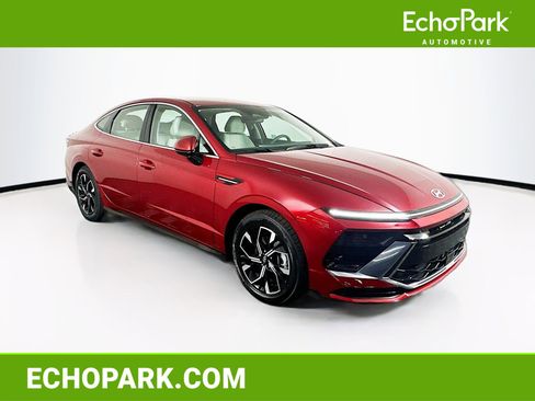 Used 2025 Hyundai Sonata SEL image 1