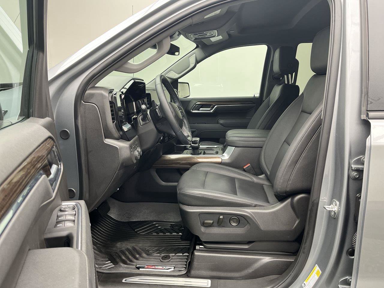 Certified 2026 Chevrolet Silverado 1500 LT Trail Boss w/ Safety Package AWD/4WD image 3