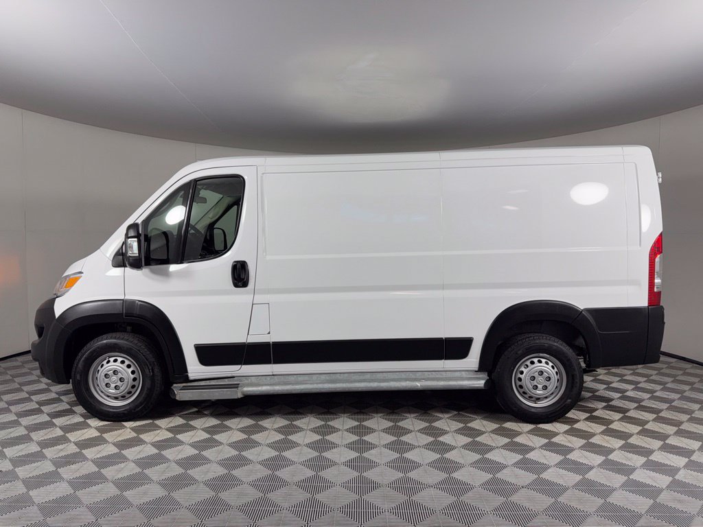 Used 2025 RAM ProMaster 2500 w/ U-Haul Equipment Group FWD image 6