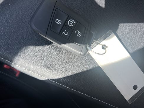 Certified 2026 Volkswagen Jetta SEL FWD image 32