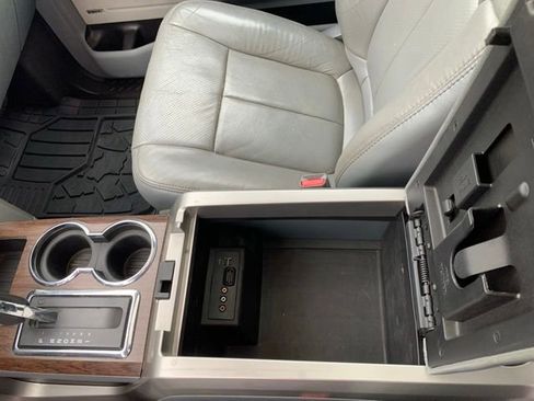 Used 2013 Ford F150 Lariat w/ Luxury Equipment Group AWD/4WD image 32