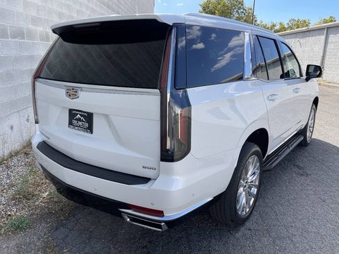 Used 2022 Cadillac Escalade Premium Luxury AWD/4WD image 6