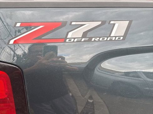 Used 2018 Chevrolet Silverado 1500 LT w/ All Star Edition image 7