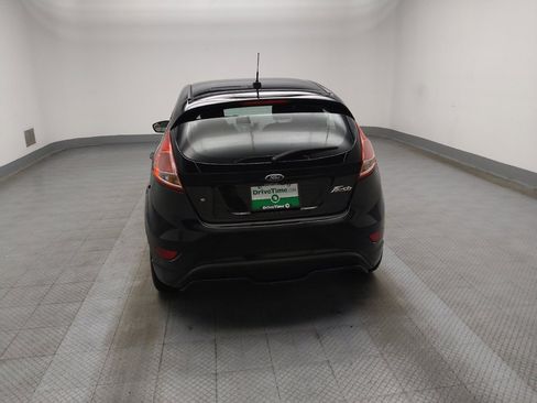 Used 2018 Ford Fiesta SE image 6
