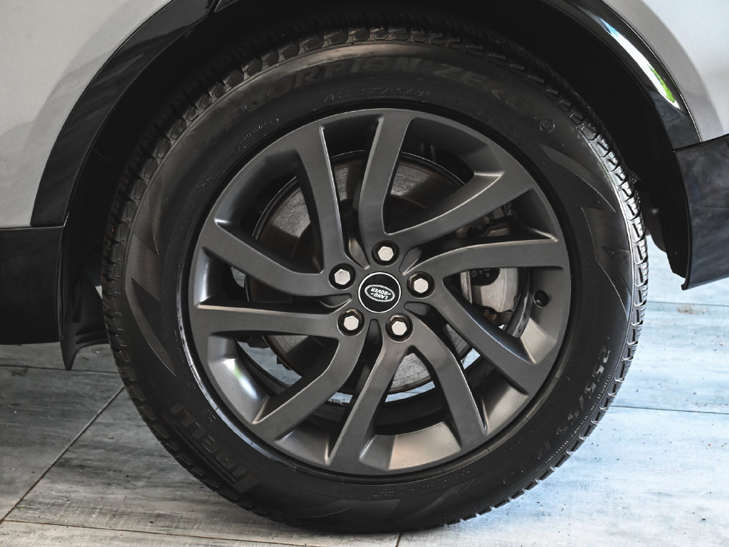 Used 2022 Land Rover Discovery S R-Dynamic AWD/4WD image 6