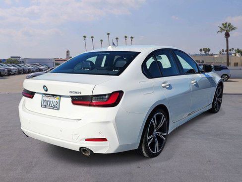 Certified 2023 BMW 330i Sedan w/ Convenience Package image 5