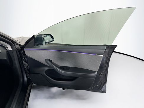 Used 2024 Tesla Model 3 Long Range image 30