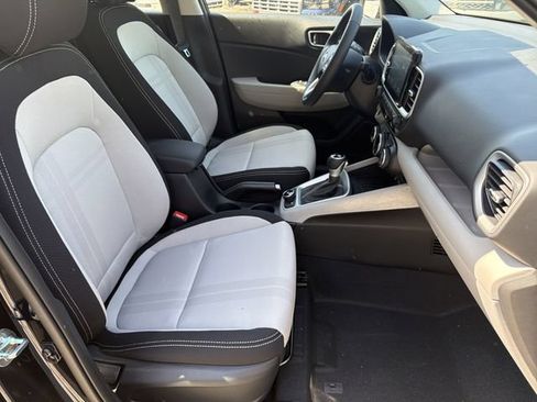 New 2026 Hyundai Venue SEL FWD image 13