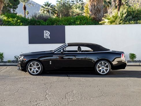 Certified 2018 Rolls-Royce Dawn image 3