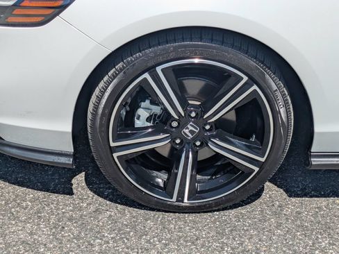 Used 2023 Honda Accord Sport image 10