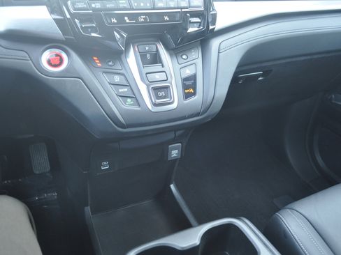 Used 2024 Honda Odyssey EX-L image 25