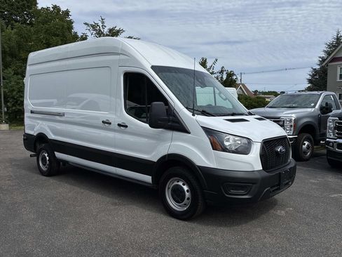 Used 2024 Ford Transit 250 148 High Roof RWD image 3