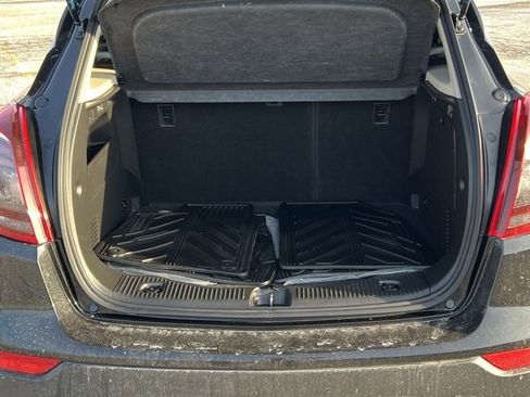 Used 2020 Buick Encore Preferred image 13