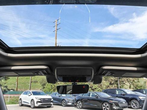 Used 2021 Subaru Forester Limited image 12