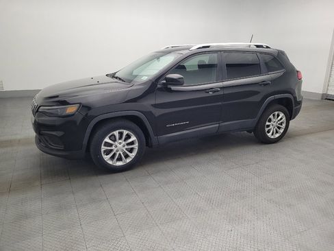 Used 2020 Jeep Cherokee Latitude image 2
