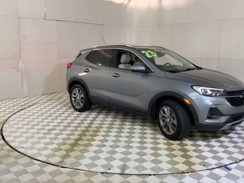 Used 2023 Buick Encore GX Essence w/ Experience Buick Package AWD/4WD image 2