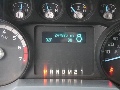 Used 2013 Ford F250 XL w/ PWR Equipment Group image 14