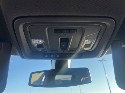 Used 2021 GMC Sierra 1500 SLT w/ SLT Premium Package image 33