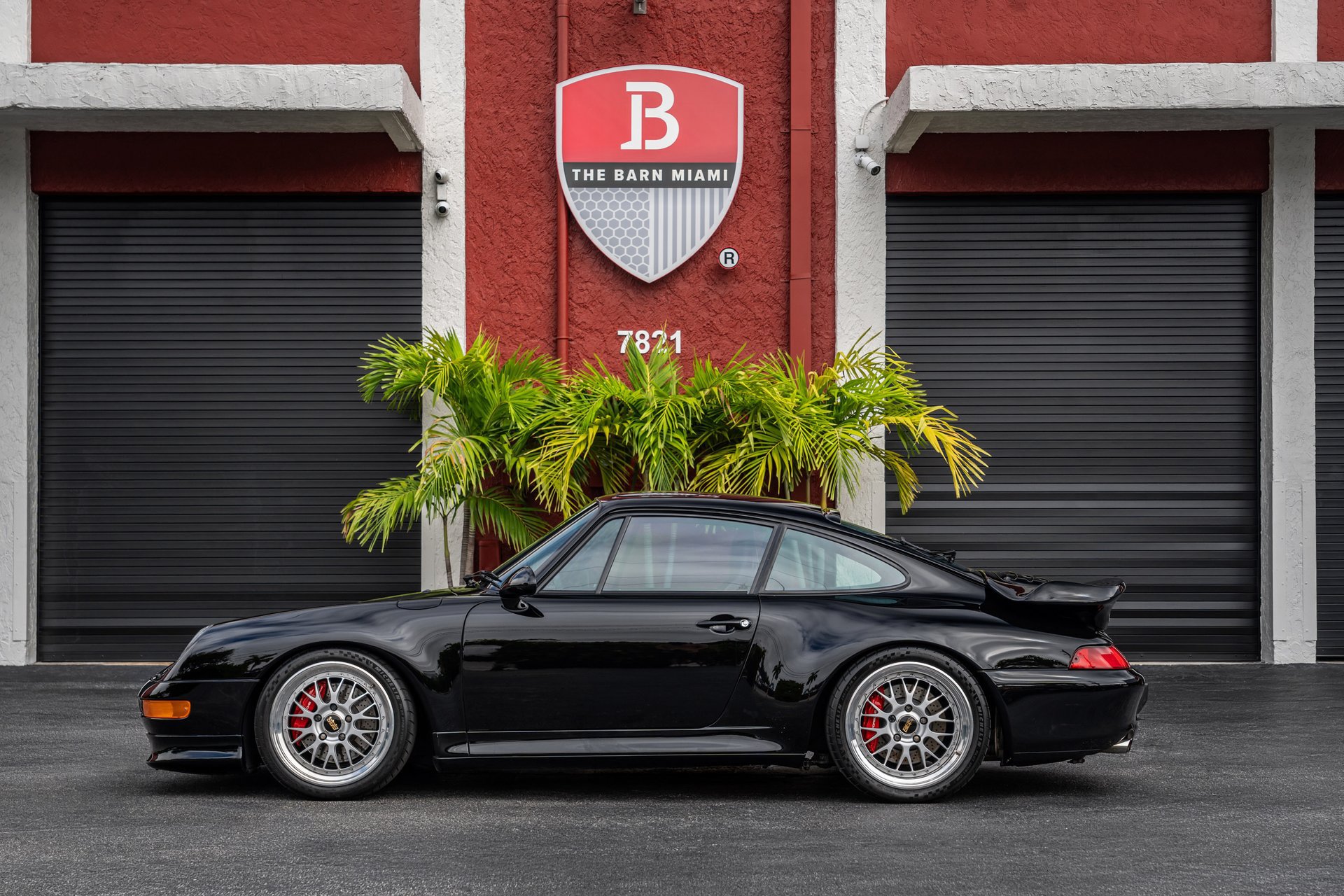 Used 1996 Porsche 911 Turbo RWD image 16