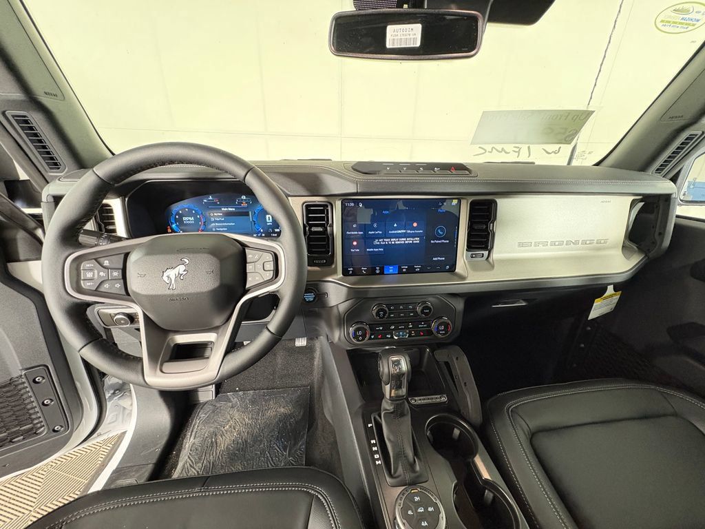 New 2026 Ford Bronco Outer Banks w/ Sasquatch Package AWD/4WD image 7