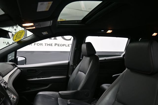Used 2023 Honda Odyssey Sport image 18