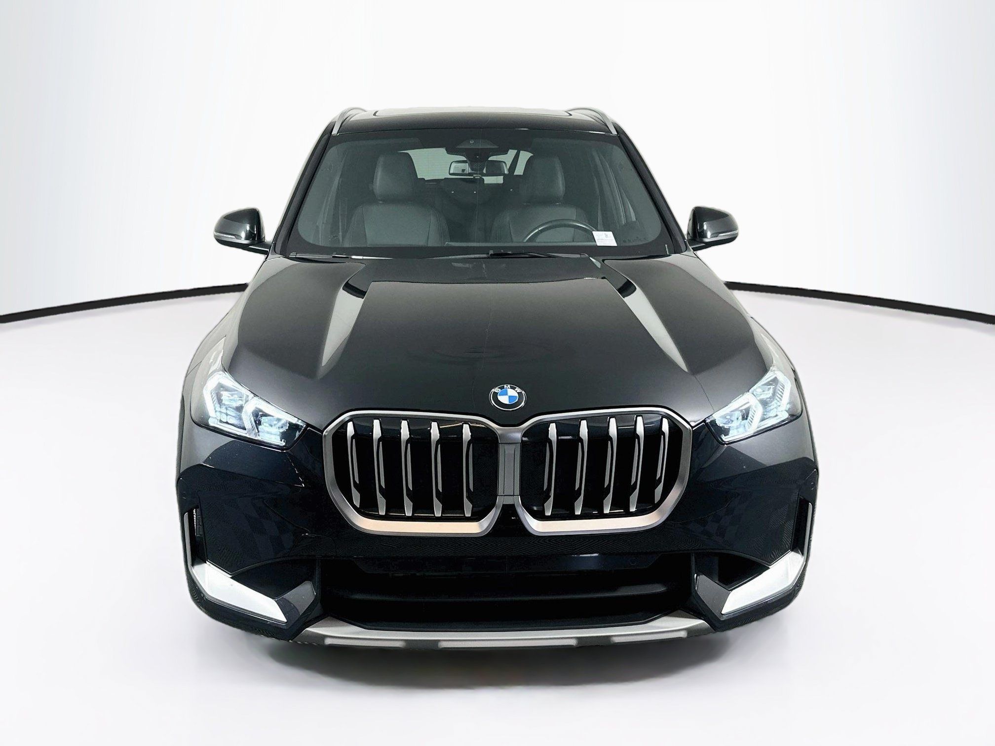 Used 2026 BMW X1 xDrive28i AWD/4WD image 2