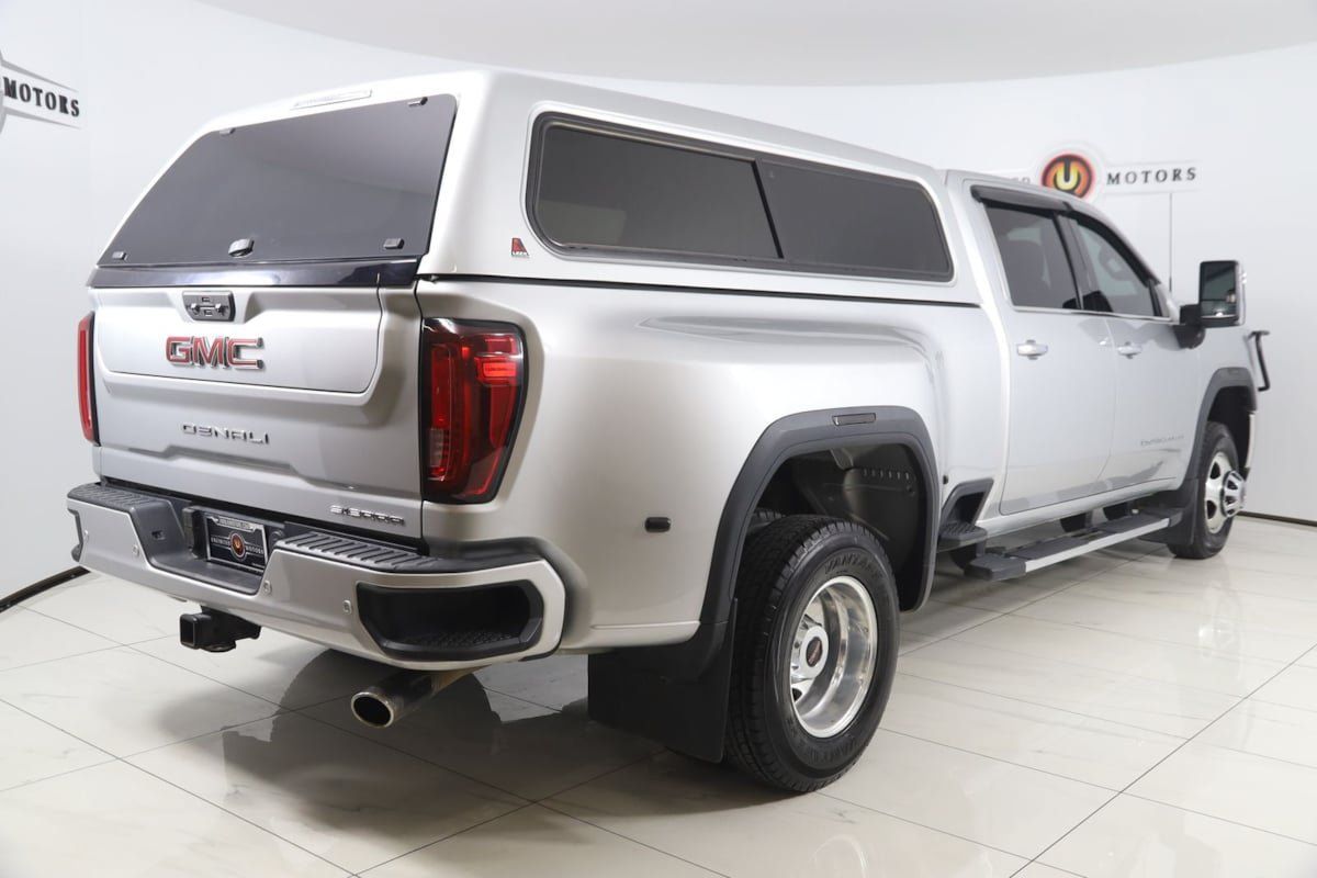Used 2021 GMC Sierra 3500 Denali w/ Denali Ultimate Package AWD/4WD image 3