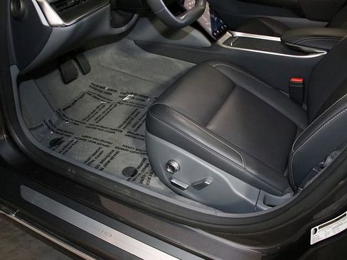 Used 2024 Lucid Air Touring image 27