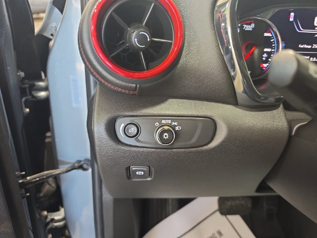 Used 2025 Chevrolet Blazer RS AWD/4WD image 20