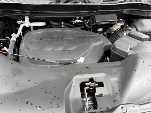 Certified 2024 Honda Passport TrailSport image 30