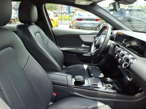 Used 2019 Mercedes-Benz A 220 image 12