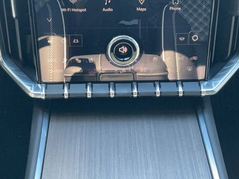 Used 2025 GMC Acadia Denali w/ Super Cruise Package AWD/4WD image 21