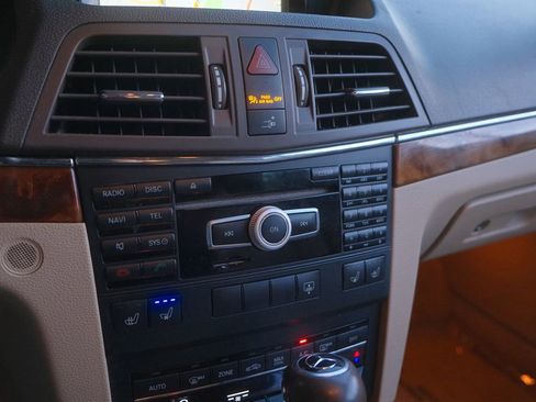 Used 2012 Mercedes-Benz E 350 Coupe image 23