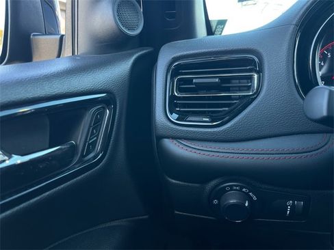 Used 2024 Dodge Durango GT image 19