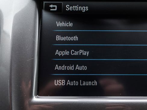 Used 2017 Chevrolet Cruze LT w/ Convenience Package FWD image 10