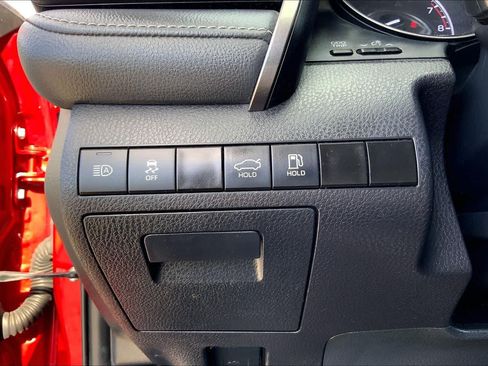 Used 2023 Toyota Camry SE FWD image 33
