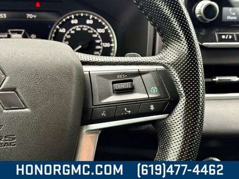 Used 2022 Mitsubishi Outlander SE image 29