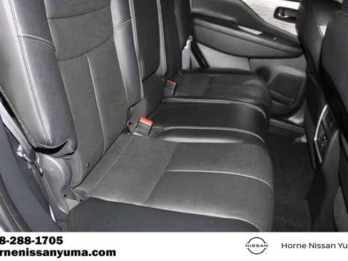 Used 2017 Nissan Murano SL image 7