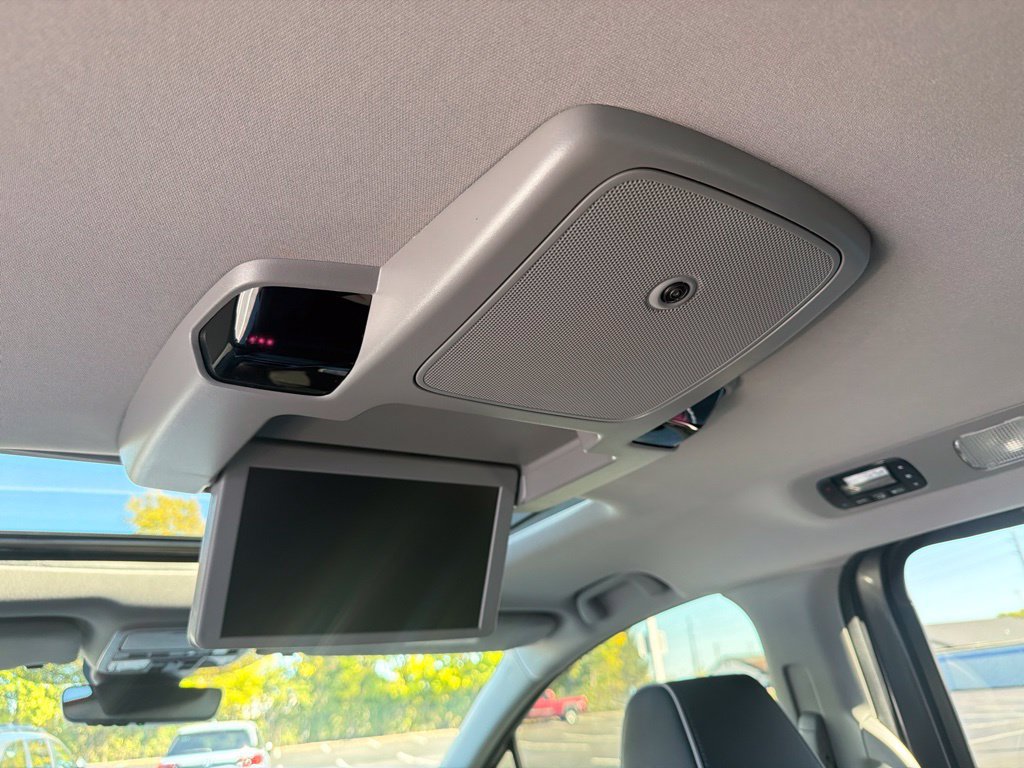 Certified 2024 Honda Odyssey Elite image 37