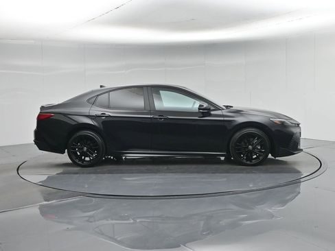 Used 2025 Toyota Camry SE w/ Convenience Package FWD image 27