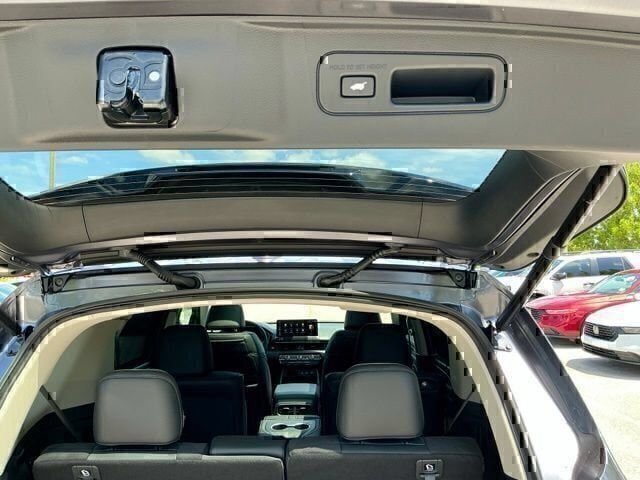 New 2026 Honda Pilot Elite image 13
