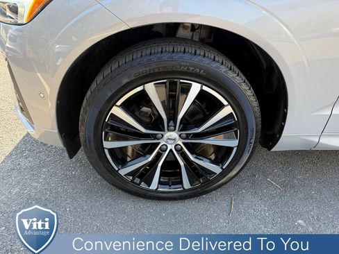 Used 2023 Volvo XC60 B5 Plus w/ Climate Package image 12
